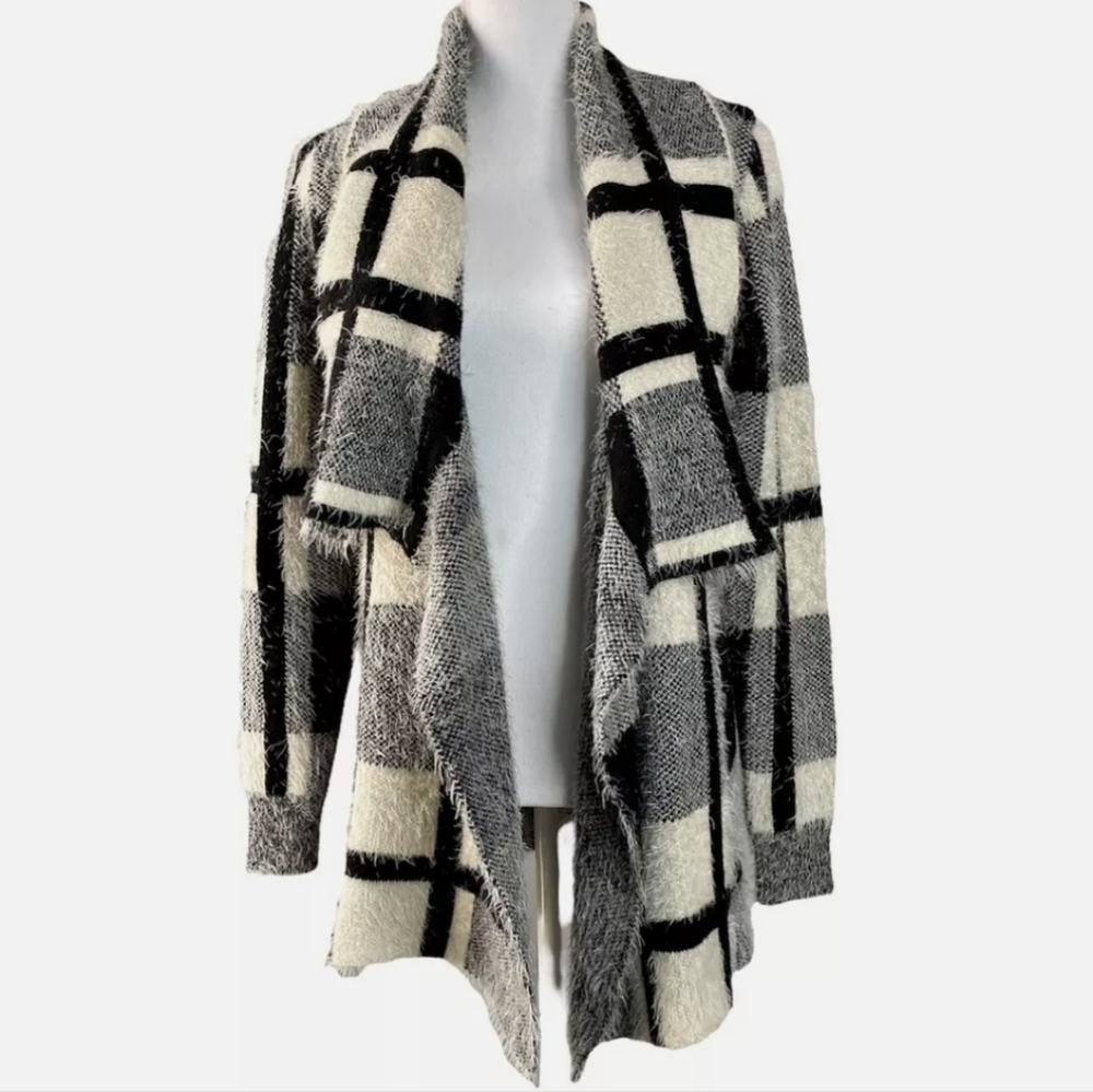 LOVE TAKEN Drape-Collared Open Front Cardigan Sweater Black & White Small